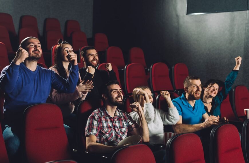 10 Best Comedians for Corporate Events in the USA